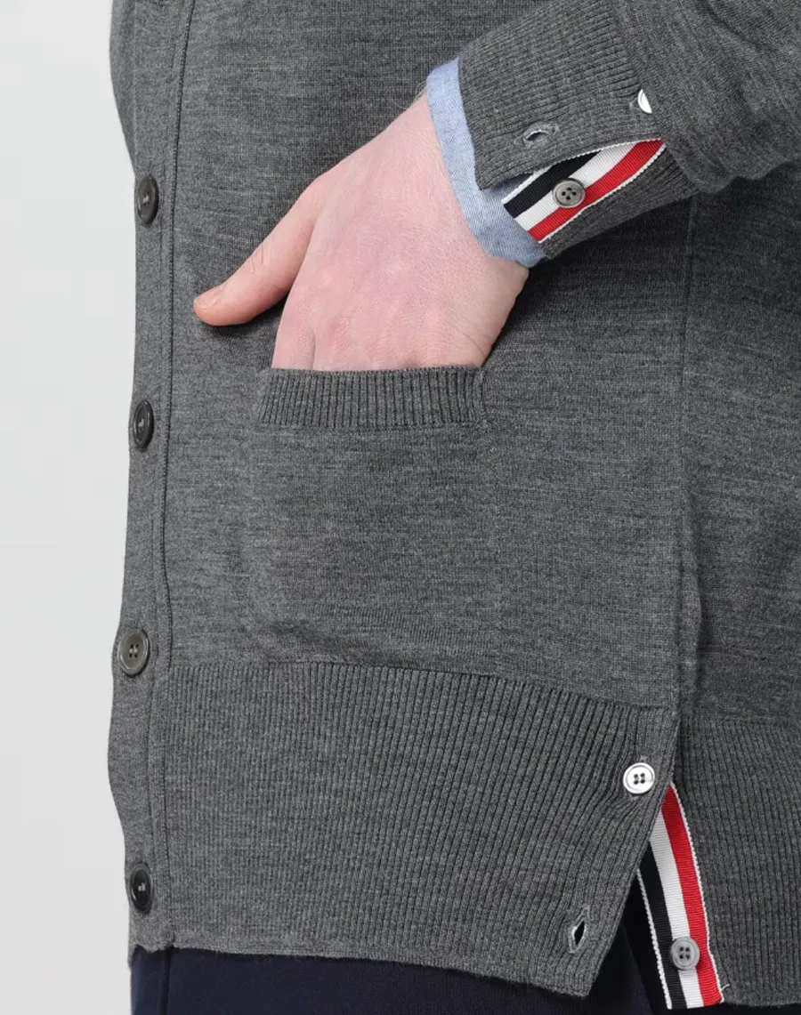 Đánh giá đường may, cấu trúc và các chi tiết hoàn thiện