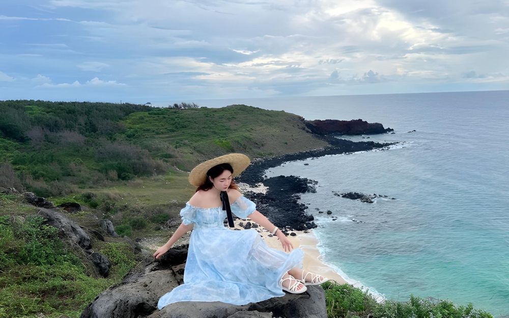 Đi Đảo Phú Quý Mặc Gì? Gợi Ý 20+ Outfits Chụp Ảnh Cực Thơ - 1