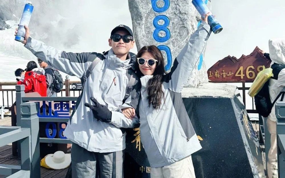 Đi Lệ Giang Mặc Gì Chụp Ảnh Đẹp? Gợi Ý 15+ Outfit Phù Hợp - 10