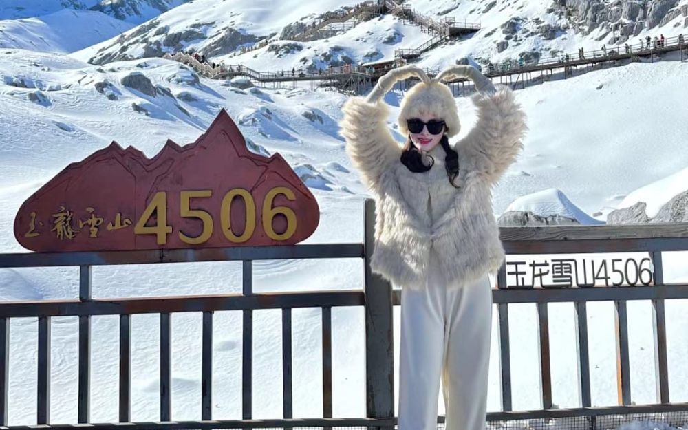 Đi Lệ Giang Mặc Gì Chụp Ảnh Đẹp? Gợi Ý 15+ Outfit Phù Hợp - 6