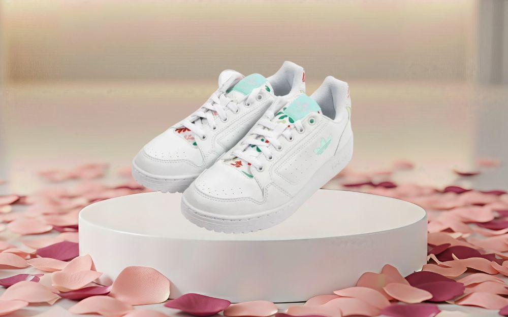 Review 10 Giày Adidas Nữ Bán Chạy, Hot Trend Thị Trường Hiện Nay - 7