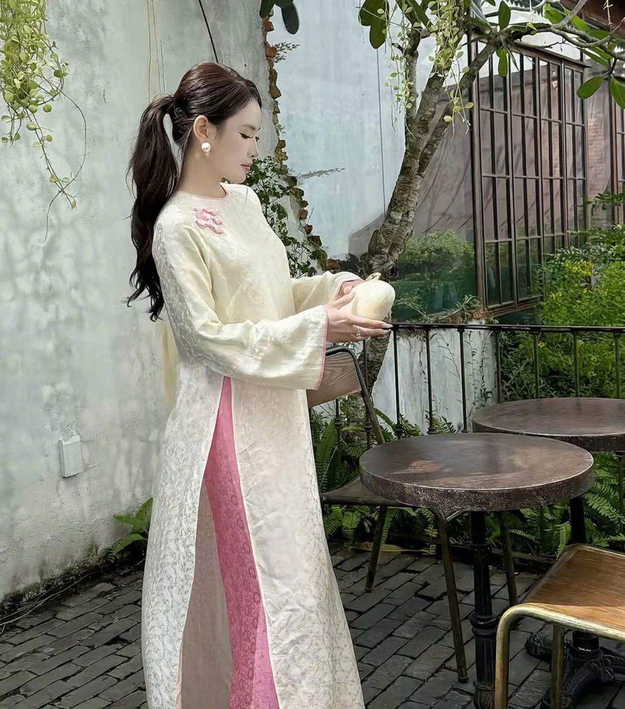 Tóc buộc đuôi ngựa