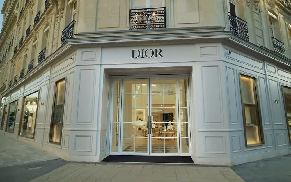 Ngắm 10 Mẫu Kính Dior Nữ Bán Chạy, Cực Sang Chảnh [2026] - 1