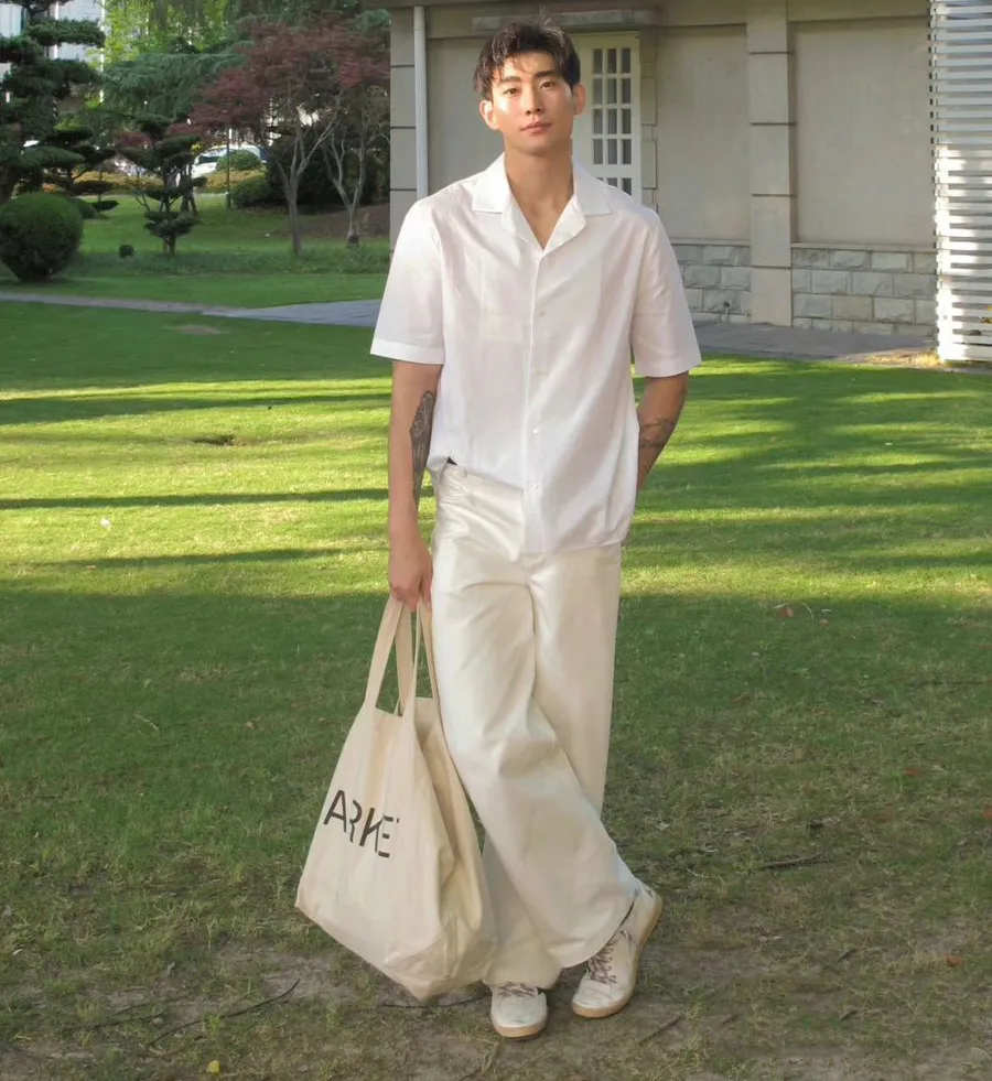 So sánh với các kiểu dáng trang phục khác