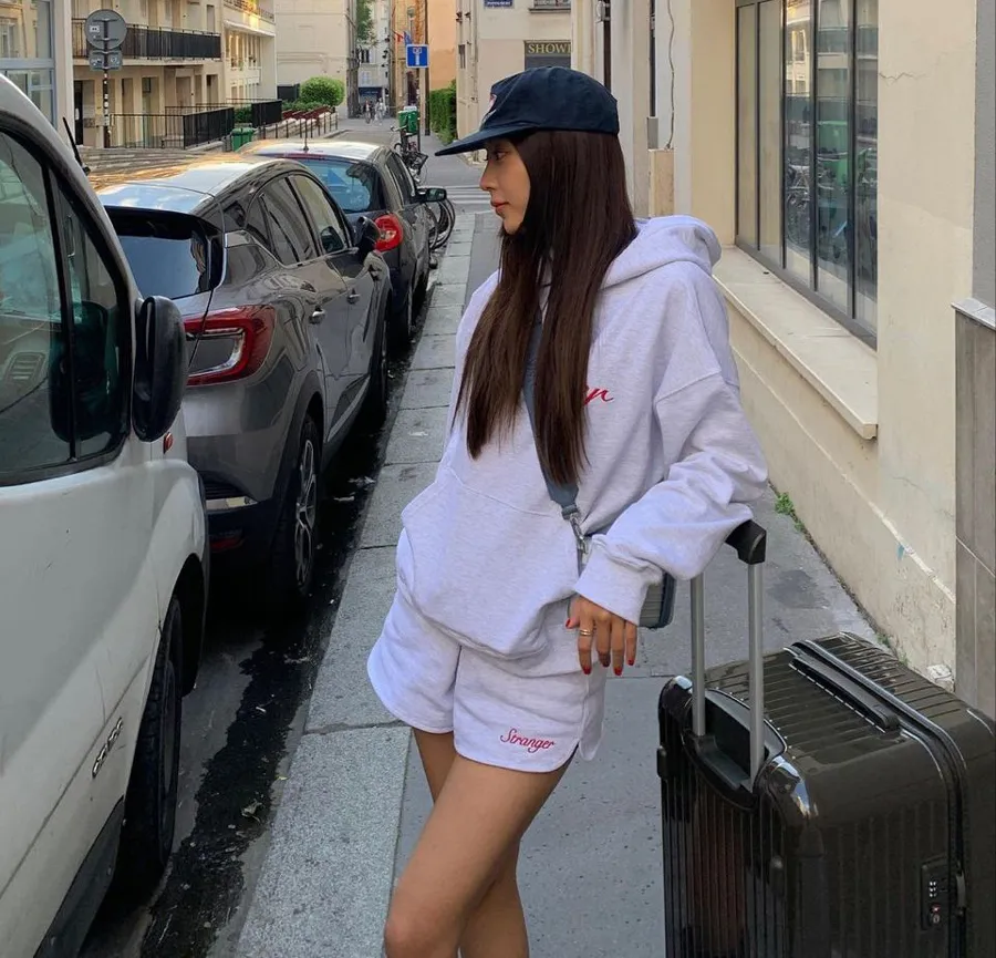 Áo hoodie loose fit + quần short