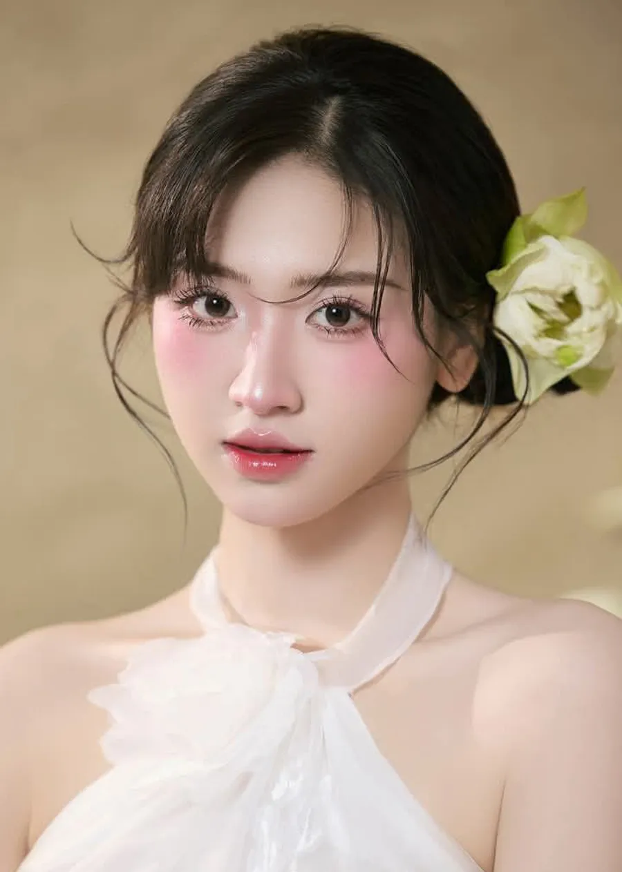 Công thức kết hợp màu son và áo dài hoàn hảo cho dịp năm mới - 7