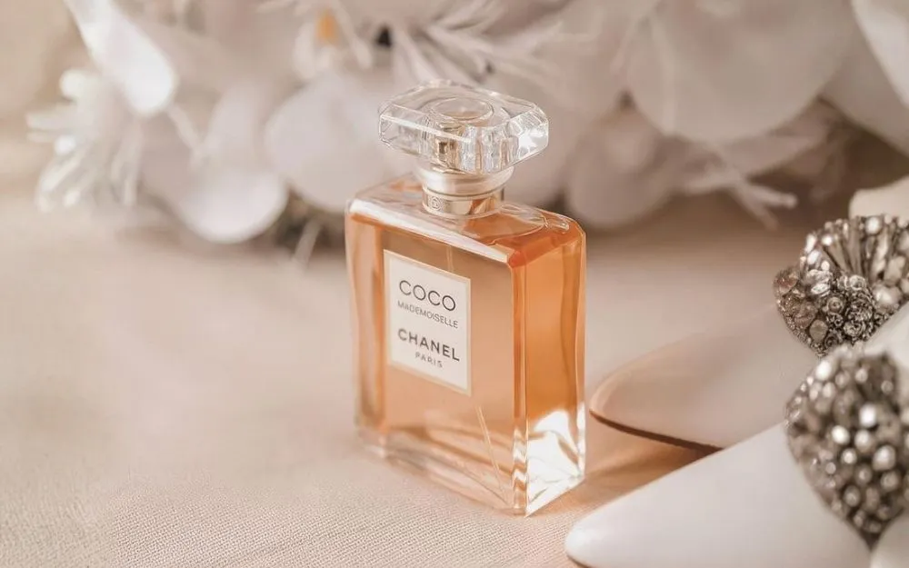 Nước Hoa Chanel Nữ Mùi Nào Thơm? Top 10 Mùi Quyến Rũ, Thơm Lâu  - 14