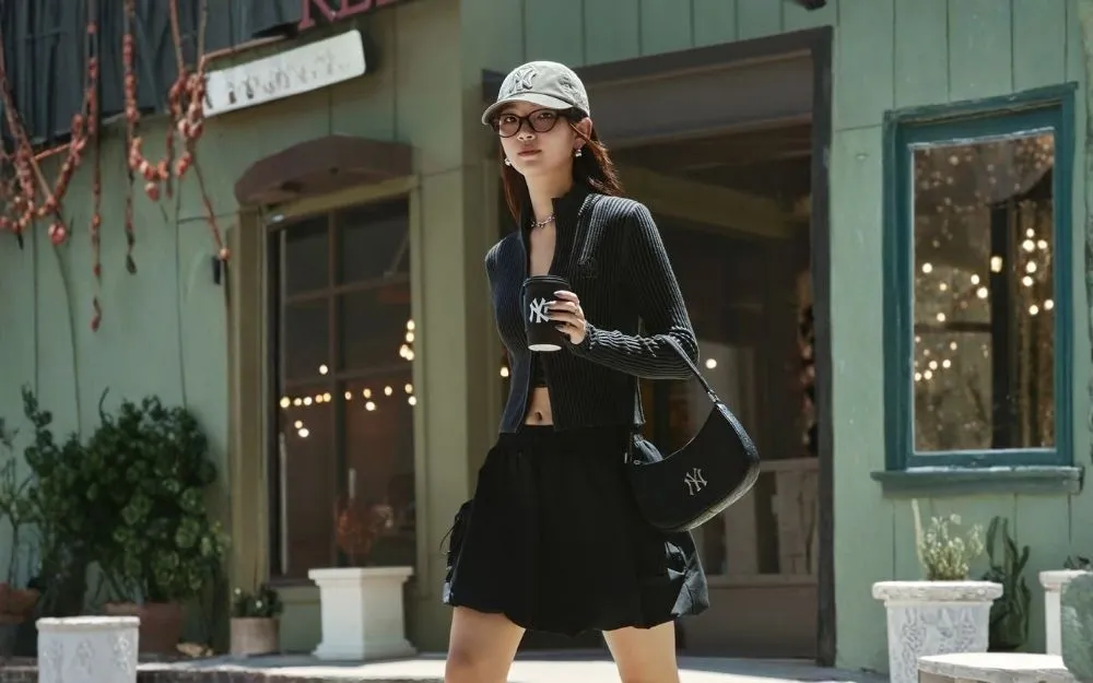 Gợi Ý Top 10 Mẫu Túi Xách Đi Chơi Tết Cho Nữ Thời Thượng, Sang Trọng - 3