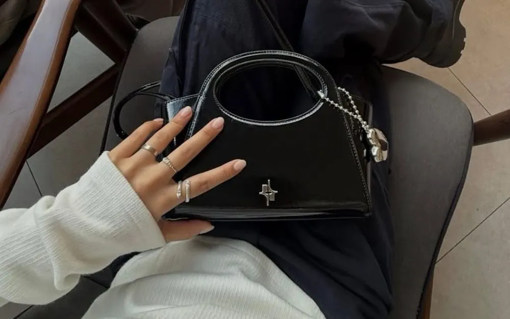 Top 16 Hãng Túi Xách Hàng Hiệu Bình Dân Bền Đẹp, Sang Trọng - 27