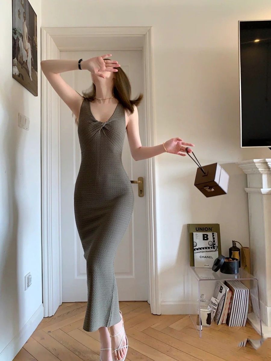 Mang giày cao gót để cân đối vóc dáng