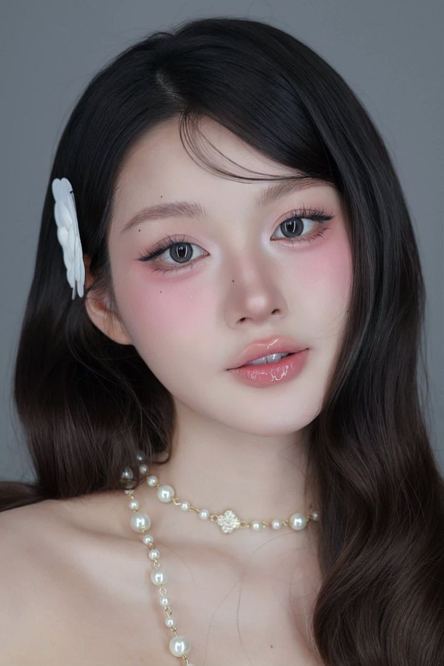 Cách đánh son ballet cho đôi môi hồng tự nhiên