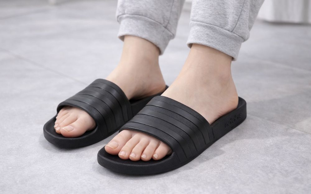 Review 15+ Dép Adidas Chính Hãng Bán Chạy Trong Năm 2026 - 4