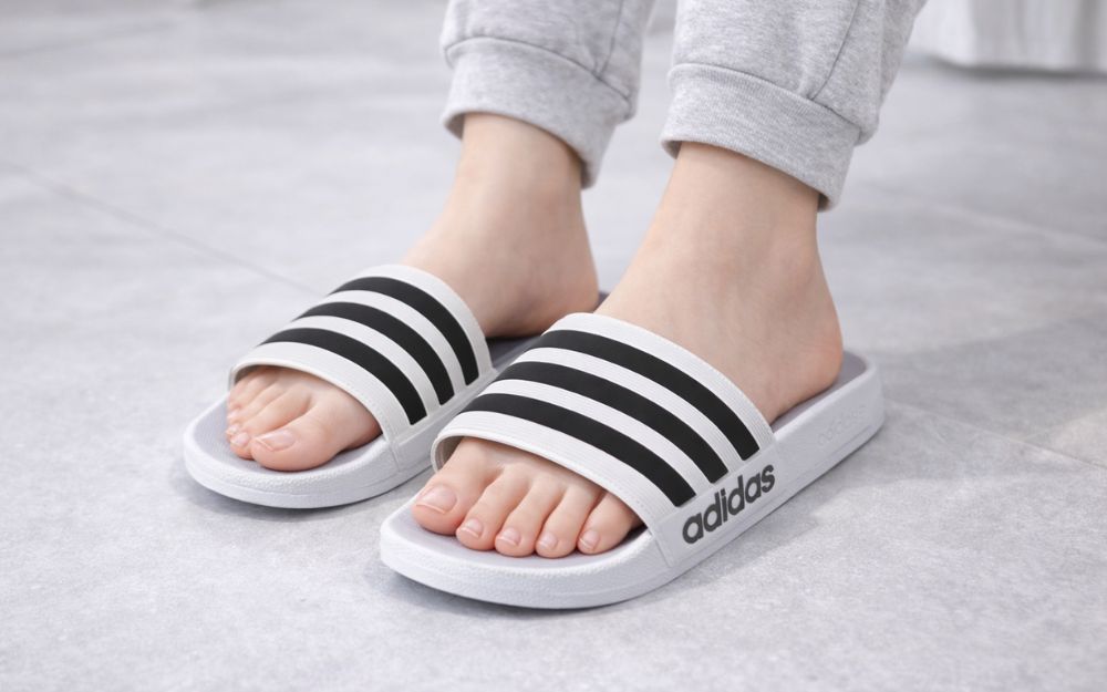 Review 15+ Dép Adidas Chính Hãng Bán Chạy Trong Năm 2026 - 11