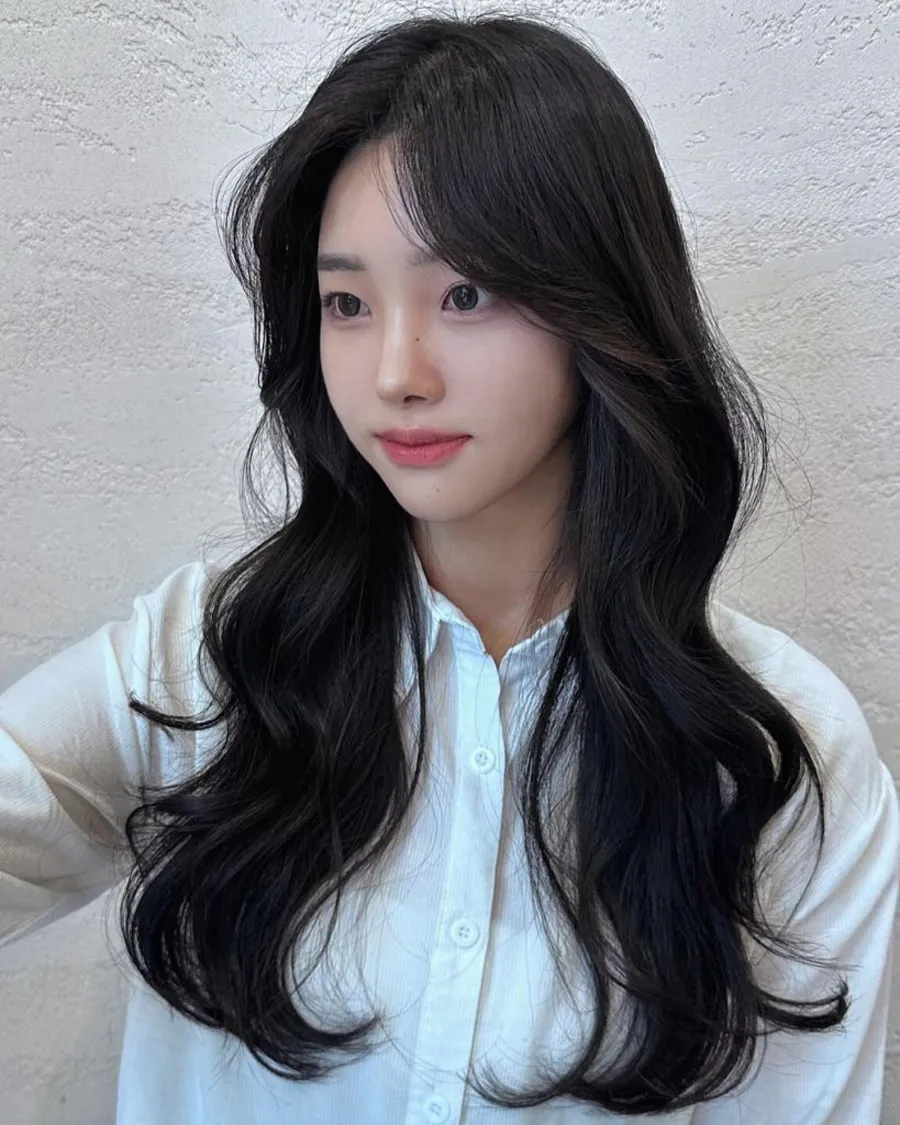 Tóc mái bay uốn sóng lơi 