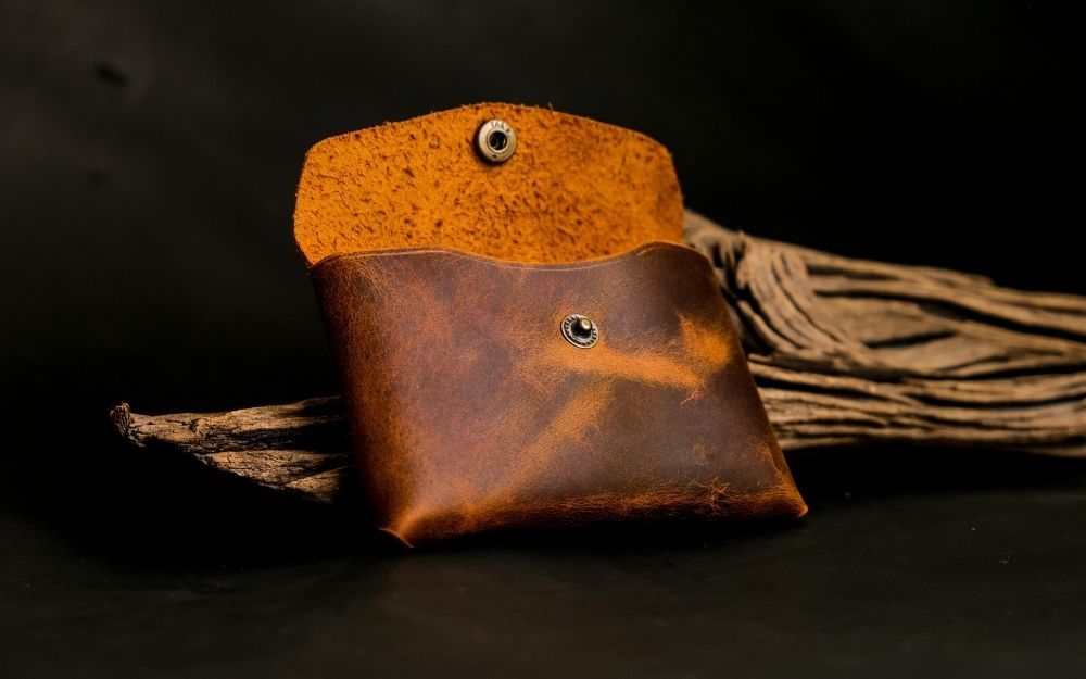 Mệnh Thủy Dùng Ví Màu Gì? Gợi Ý 5 Mẫu Ví Giúp Thu Hút Tài Lộc - 2