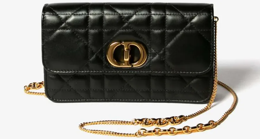 Thêm điểm nhấn tinh thần cho chiếc ví