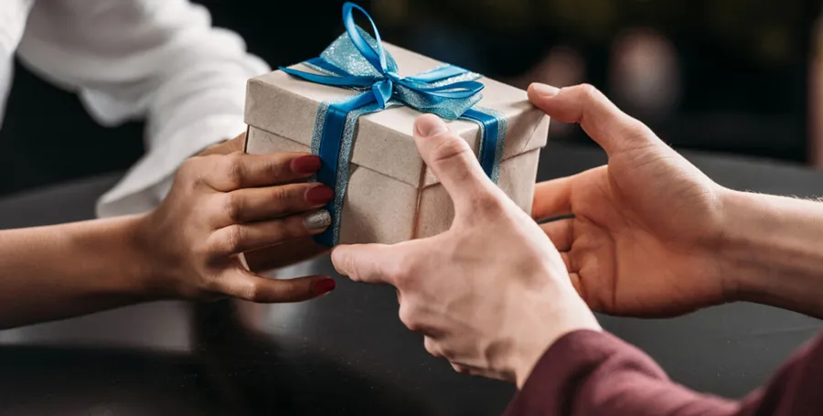 Tiêu chí chọn quà tặng đối tác cuối năm