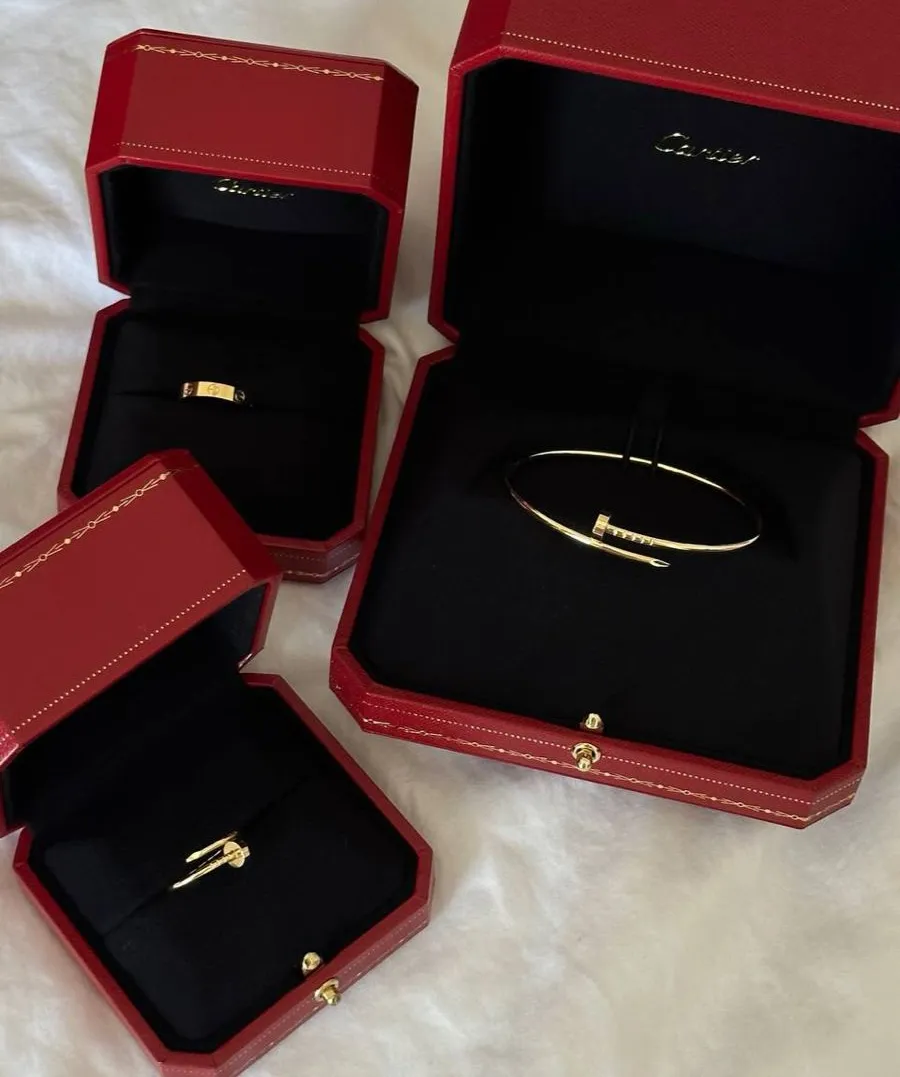 Trang Sức Cao Cấp