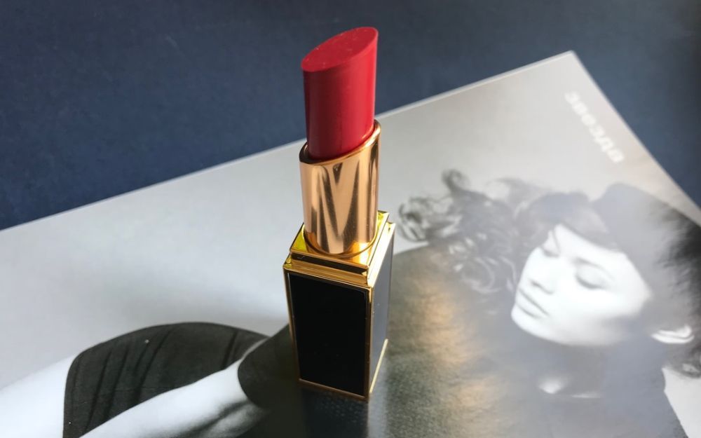 Điểm Mặt 10 Thỏi Son Đỏ Cổ Điển Hot Hit Trong Năm 2026 - 10