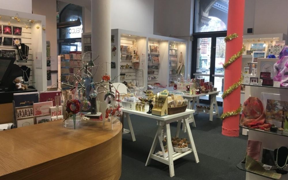 Top 10 Thương Hiệu Nước Của Anh Nổi Tiếng Hiện Nay - 20