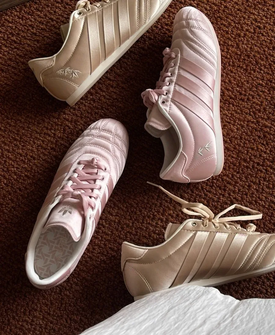 giày thể thao satin