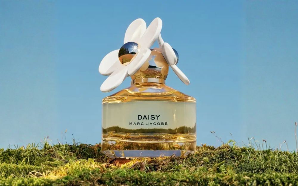 Top 6 Chai Nước Hoa Hương Dâu Tây Được Ưa Chuộng Năm 2026 - 5