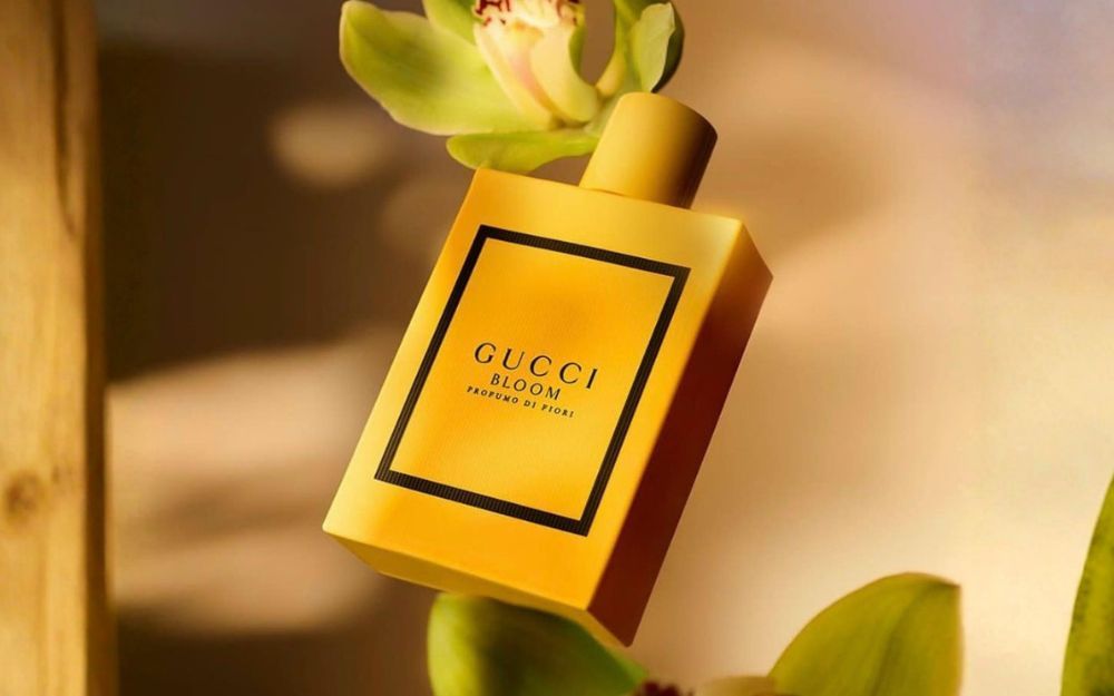 Review 10 Nước Hoa Màu Vàng Với Các Nốt Hương Sang Trọng - 20