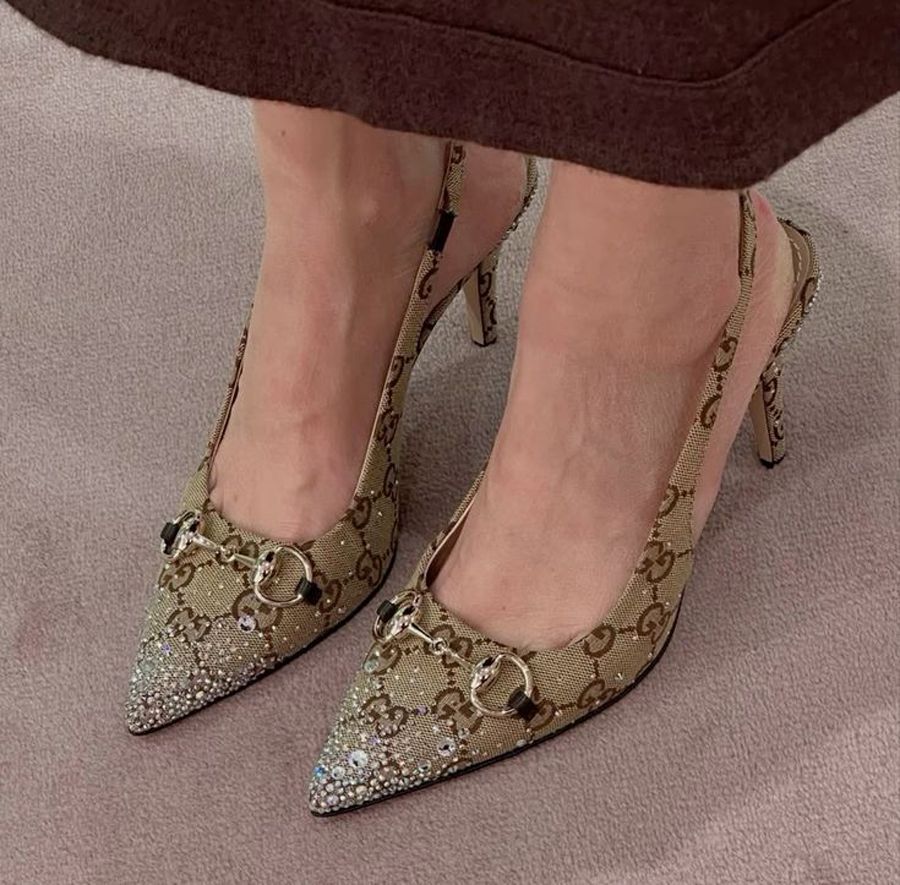 10 thương hiệu giày cao gót nổi tiếng thế giới và Việt Nam - 13