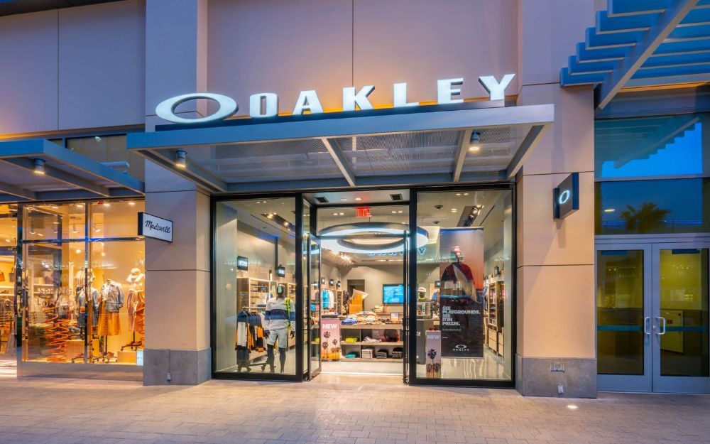 Thương Hiệu Mắt Kính Oakley: Lịch Sử & Đặc Điểm Nổi Bật - 1