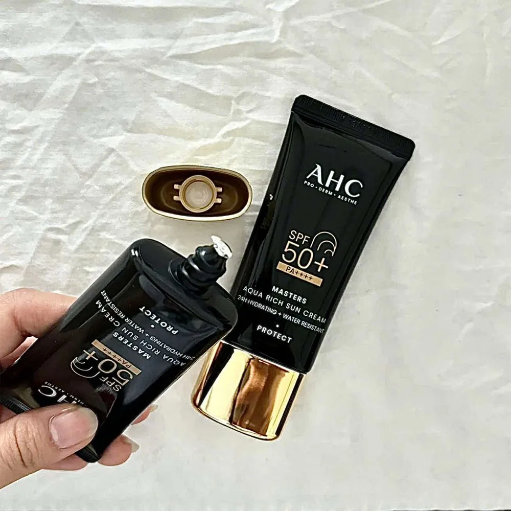 Top 5 kem chống nắng AHC bán chạy, cao cấp nên mua 2026 - 6