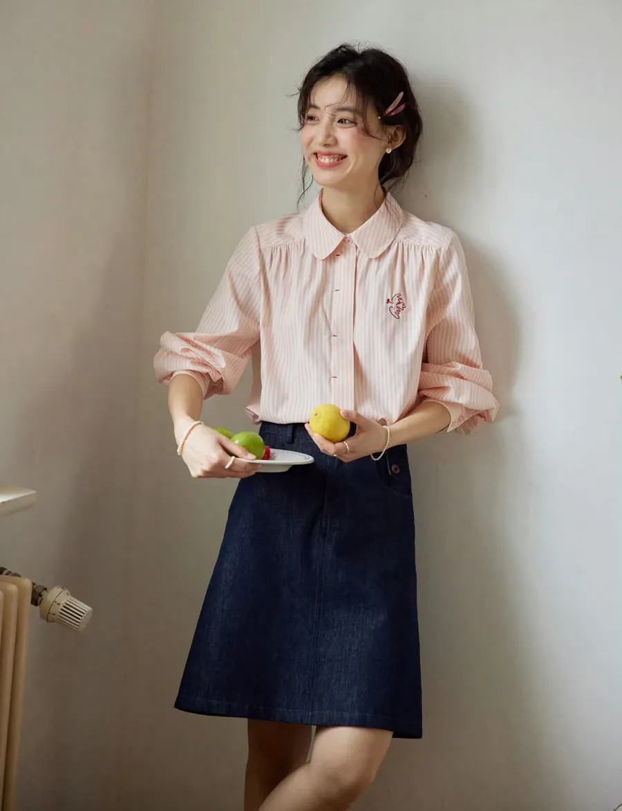 Chân váy lửng kết hợp áo sơ mi