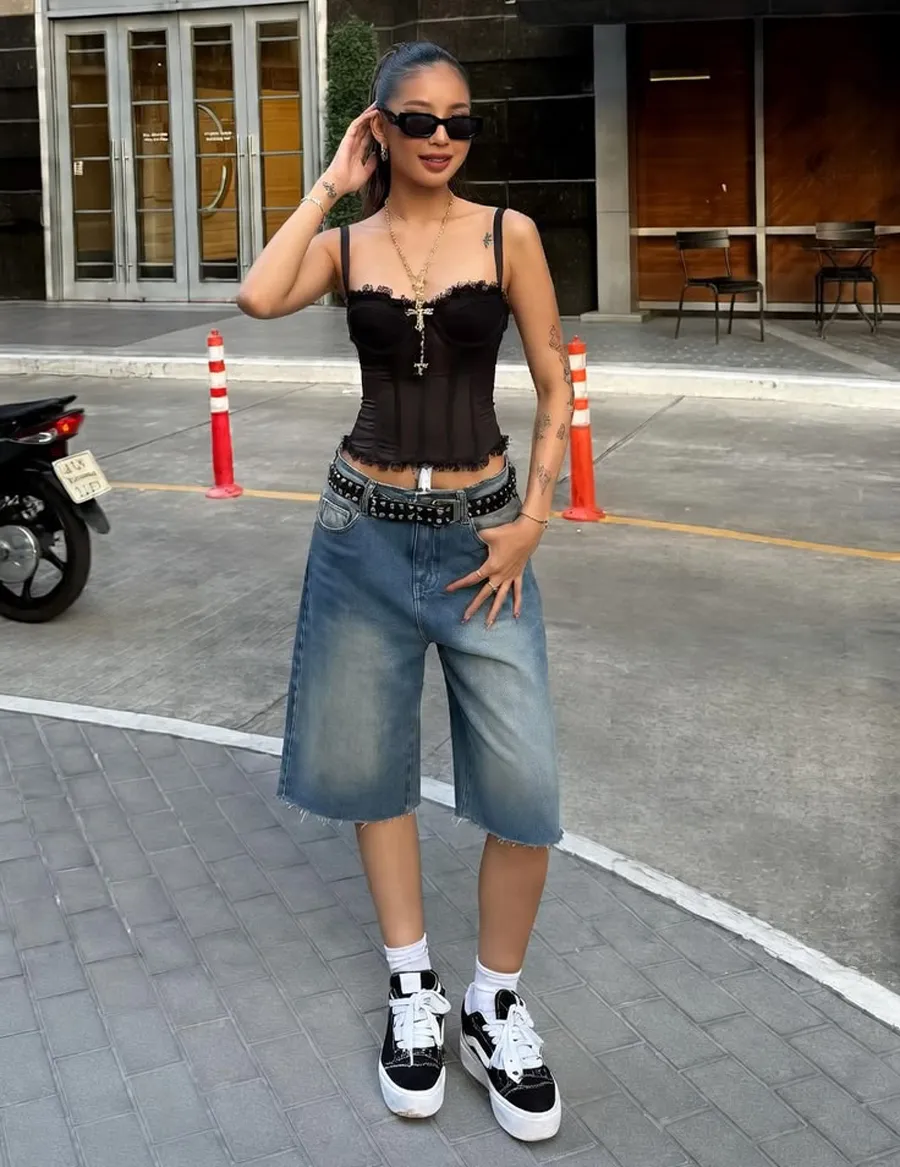 Quần lửng phối áo croptop