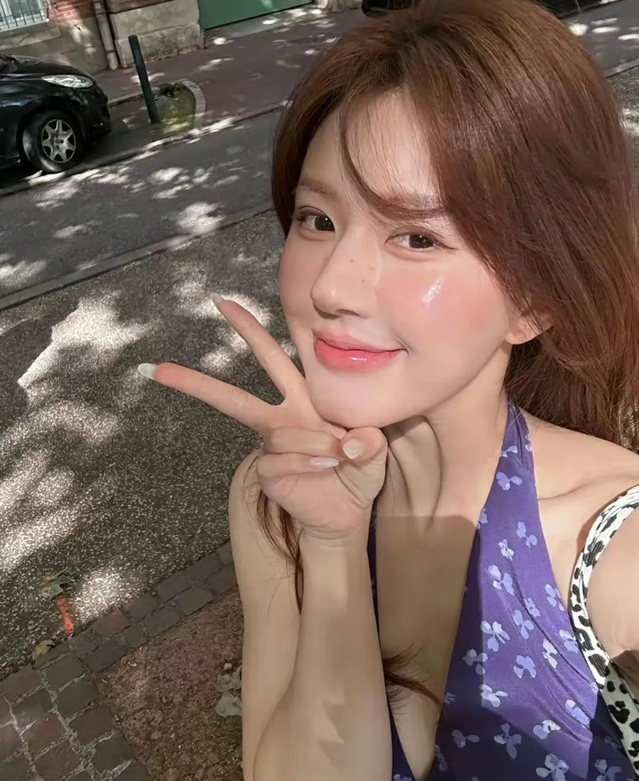 Hoàn Thiện Với Lớp Son Bóng