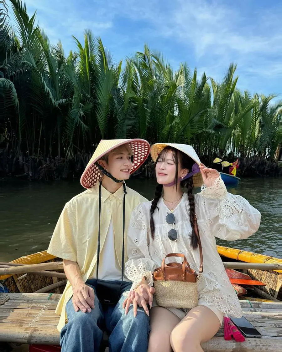 Caption du lịch cùng người yêu nhẹ nhàng và tình cảm