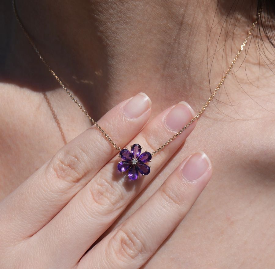 Tháng 2 - Thạch Anh Tím (Amethyst)