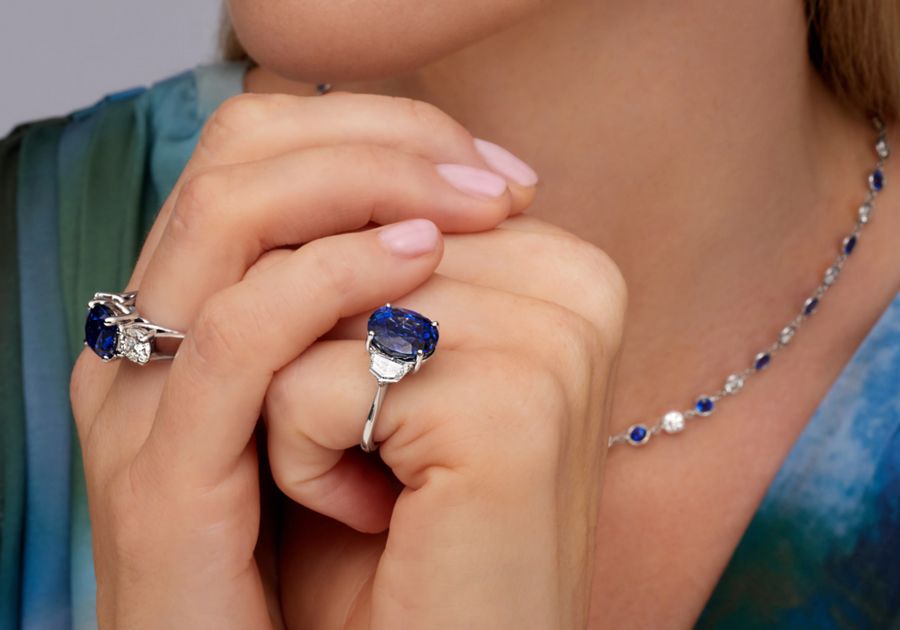 Tháng 9 - Đá Sapphire