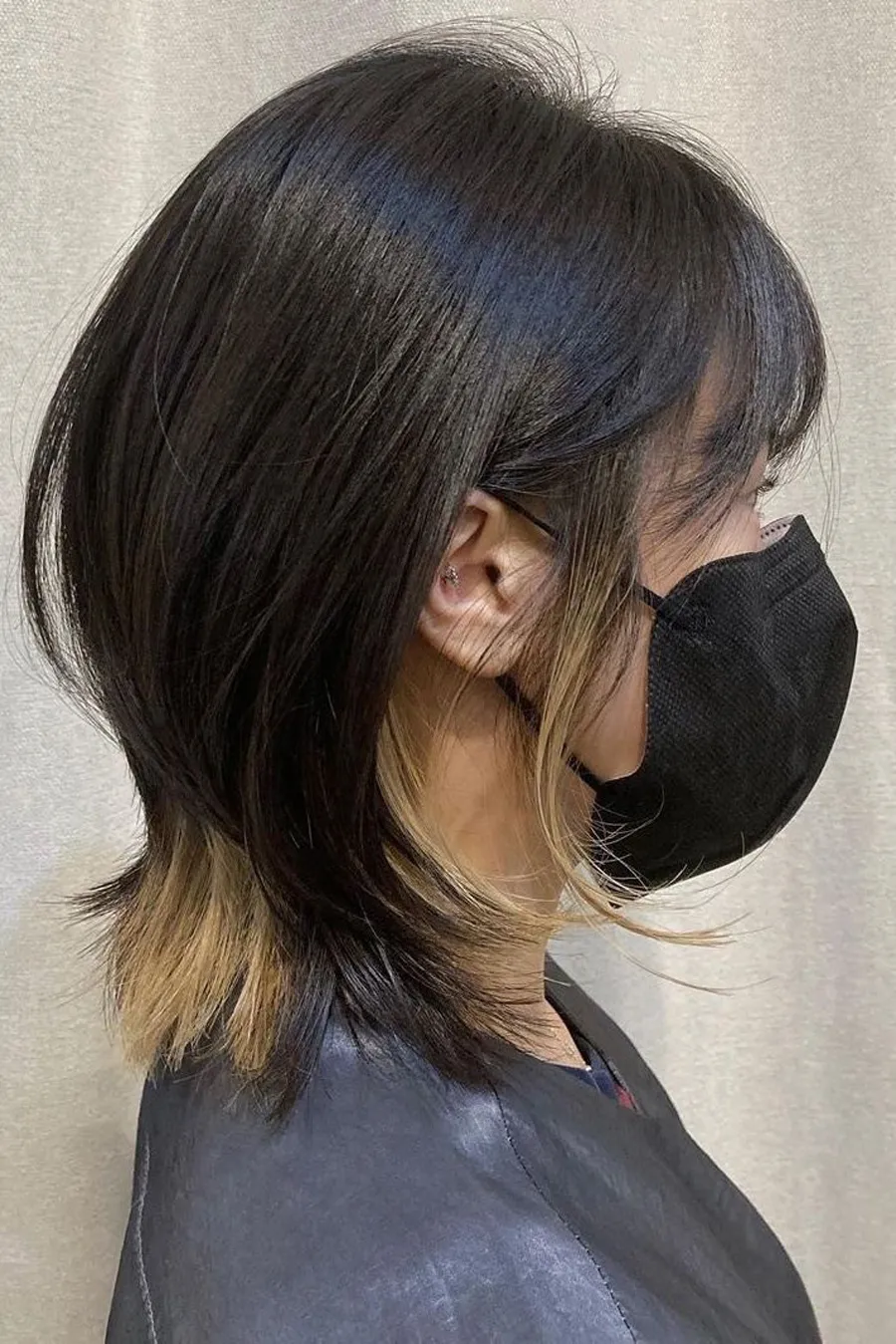 Màu bạc ánh khói