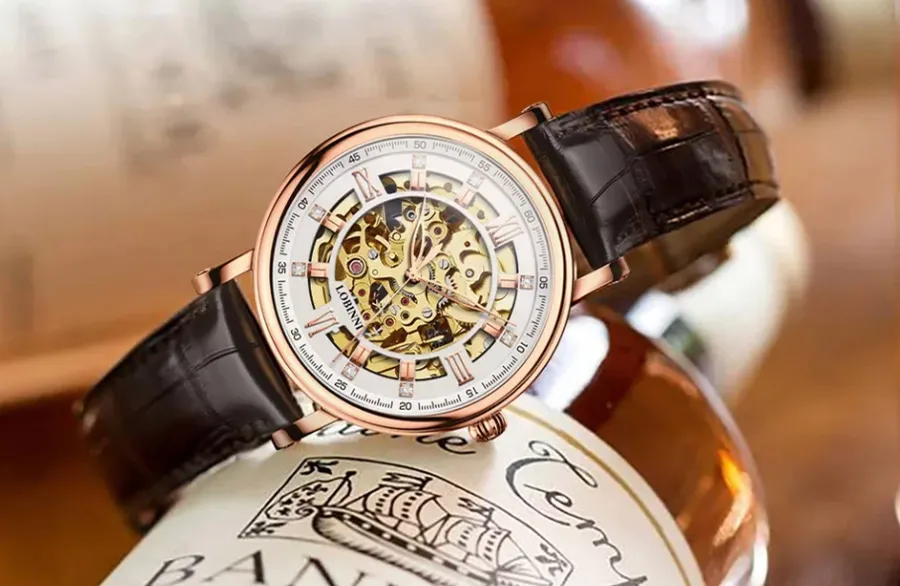 Giá bán đồng hồ Lobinni chính hãng