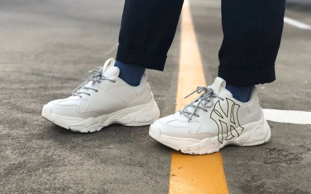 Giày Chunky Sneaker Là Gì? Tại Sao Giày Chunky Được Ưa Chuộng? - 1