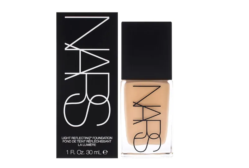 NARS Light Reflecting Foundation
