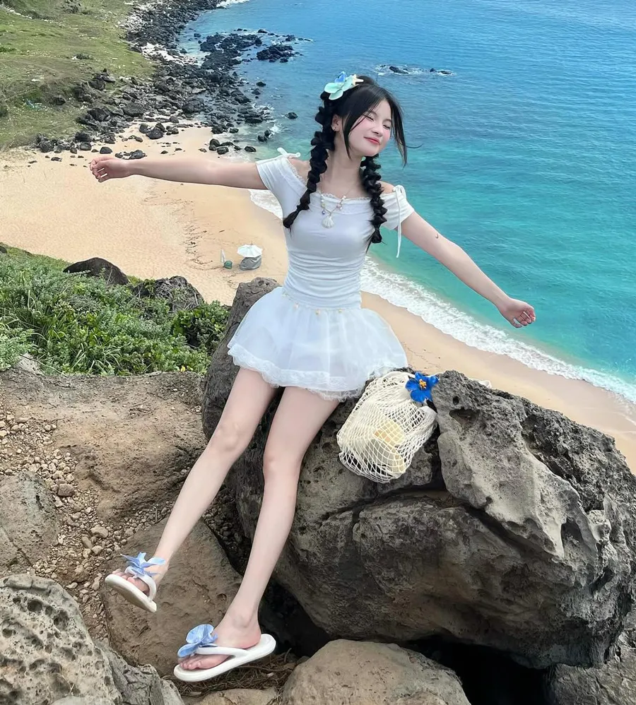 Tết bong bóng trẻ trung