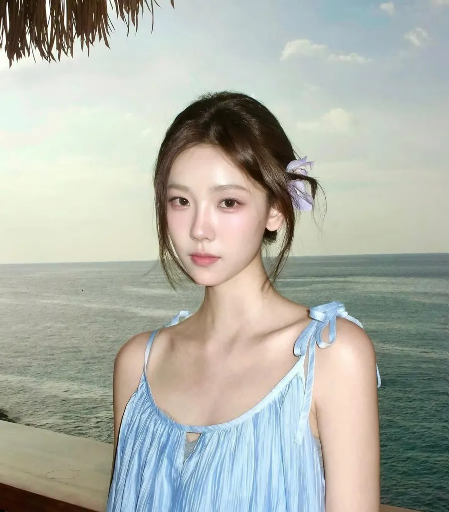 Tóc búi đi biển