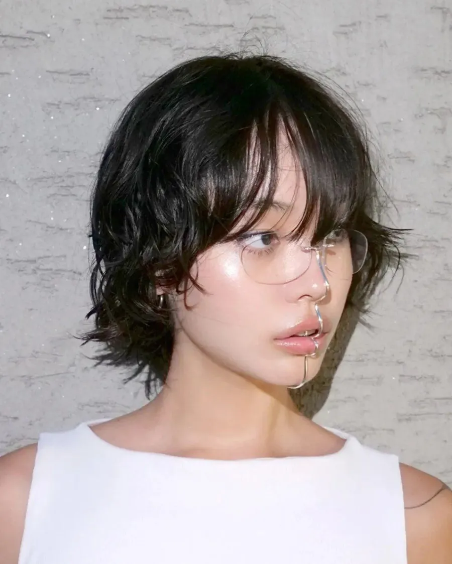 Mullet side part tóc rối