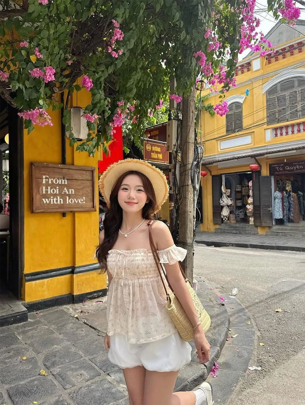 Người gầy nên mặc màu gì? Các gam màu giúp vóc dáng trông đầy đặn hơn - 9