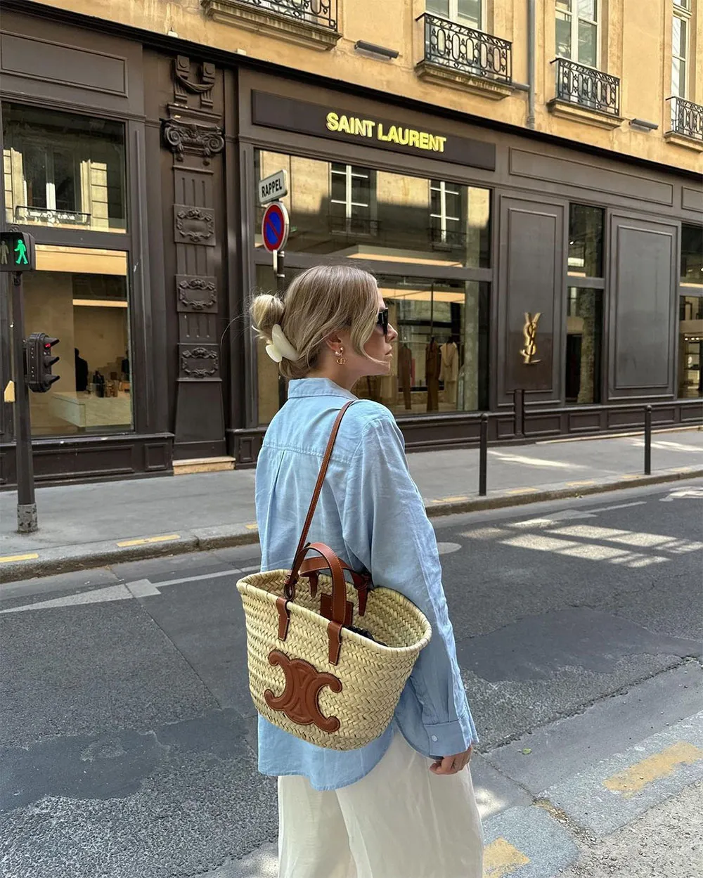 Mặc gì đi chơi 30/4 1/5? 12 outfit đẹp, thoải mái, chuẩn trend 2026 - 22