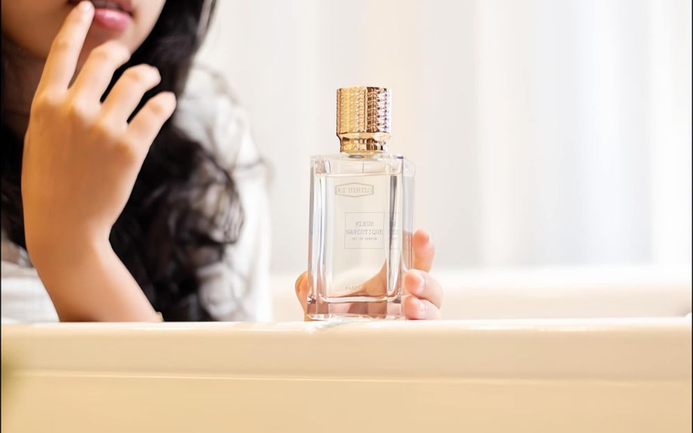 Review Nước Hoa Fleur Narcotique: Thỏi Nam Châm 37 Độ Của Phái Đẹp - 4