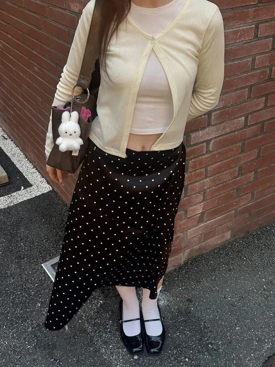 Cách Phối Váy Chấm Bi Tôn Dáng Và Hiện Đại
