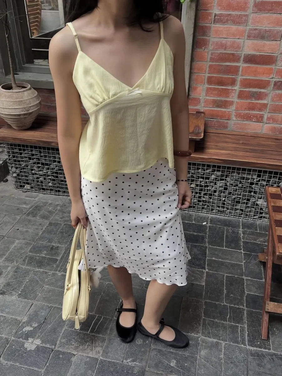 Cách Phối Váy Chấm Bi Tôn Dáng Và Hiện Đại