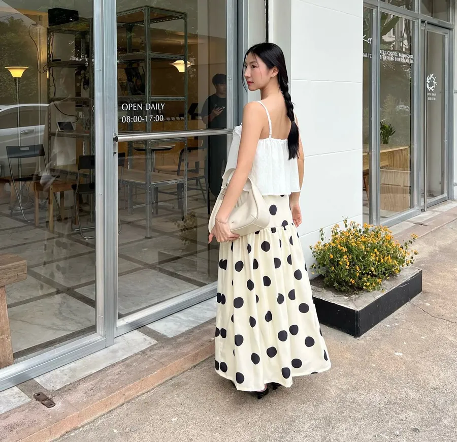 Cách Phối Váy Chấm Bi Tôn Dáng Và Hiện Đại