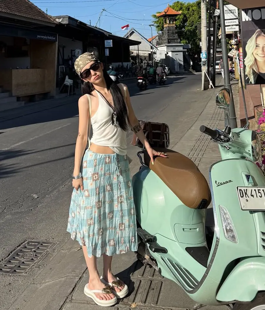 Phối Đồ Với Dép Xỏ Ngón Đế Bánh Mì